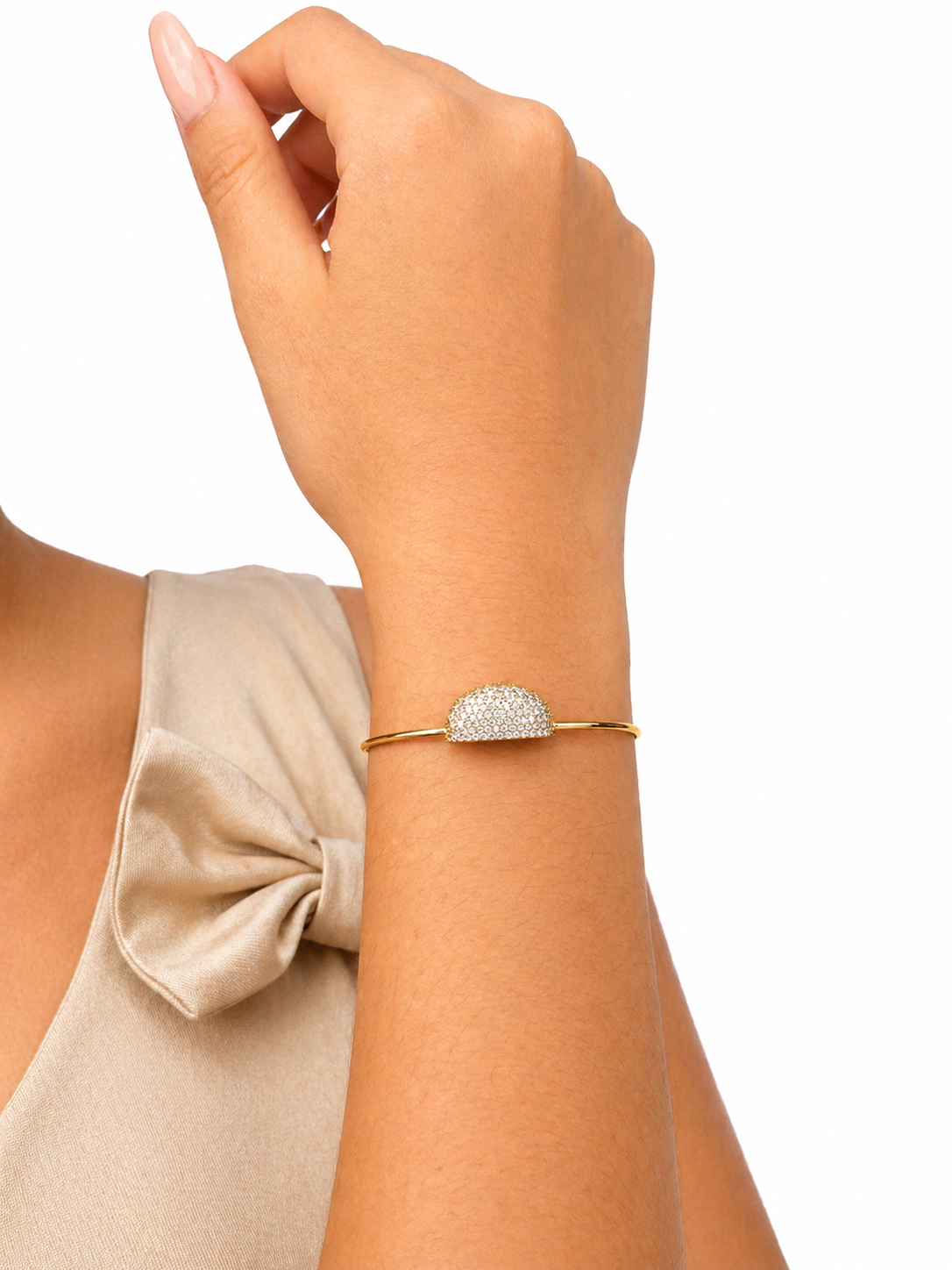 Bracelete Dourado Cravejado em Zircônias com Banho de Ouro 18K - Imagem 2