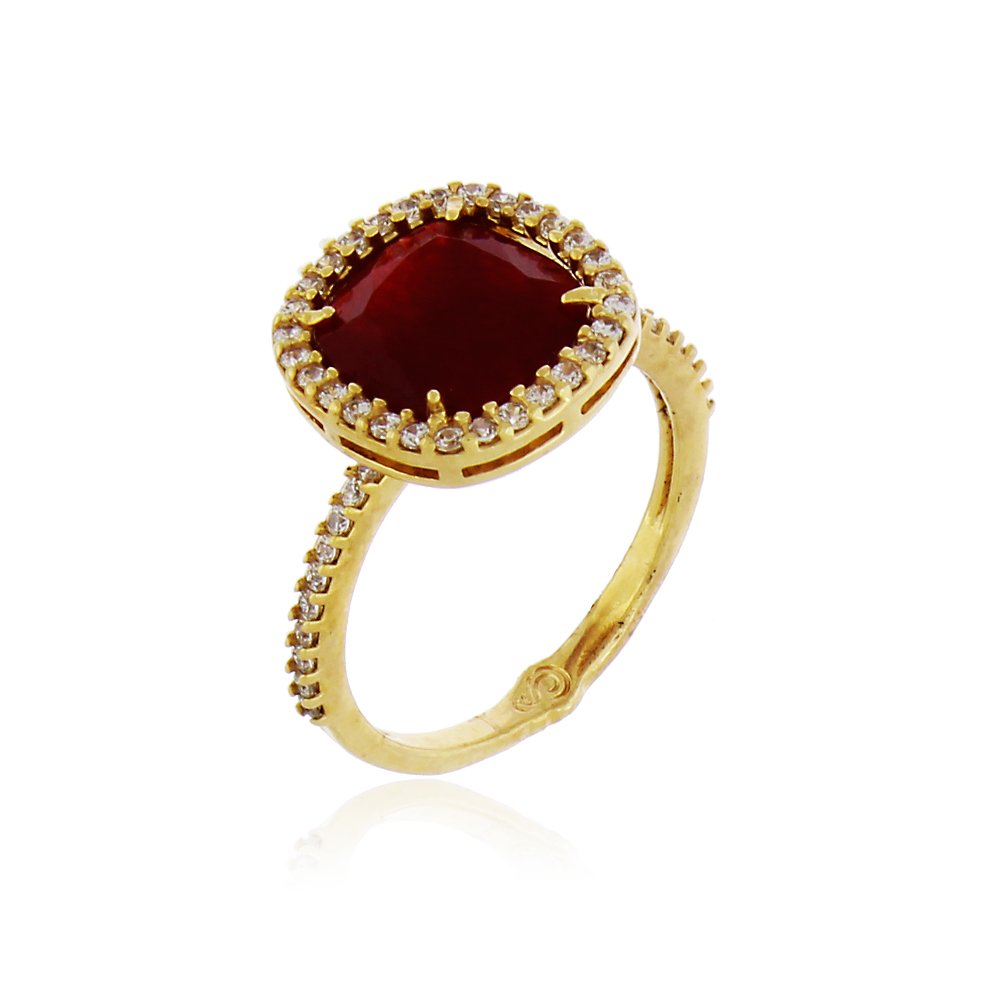Anel Dourado com Pedra Rubi e Zircônias